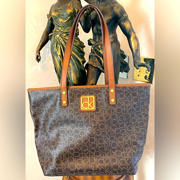 Calvin Klein Brown leather Monogram Tote Bag - Picture 1 of 9